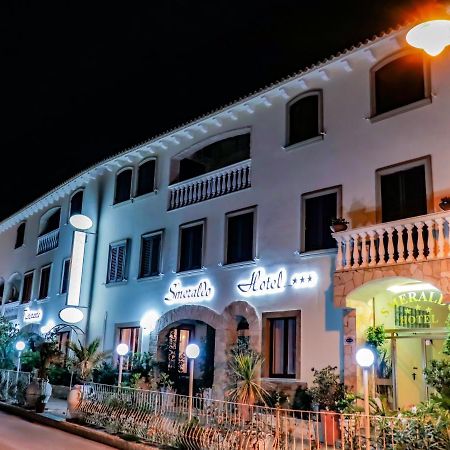 Hotel Smeraldo Canneddi Eksteriør bilde